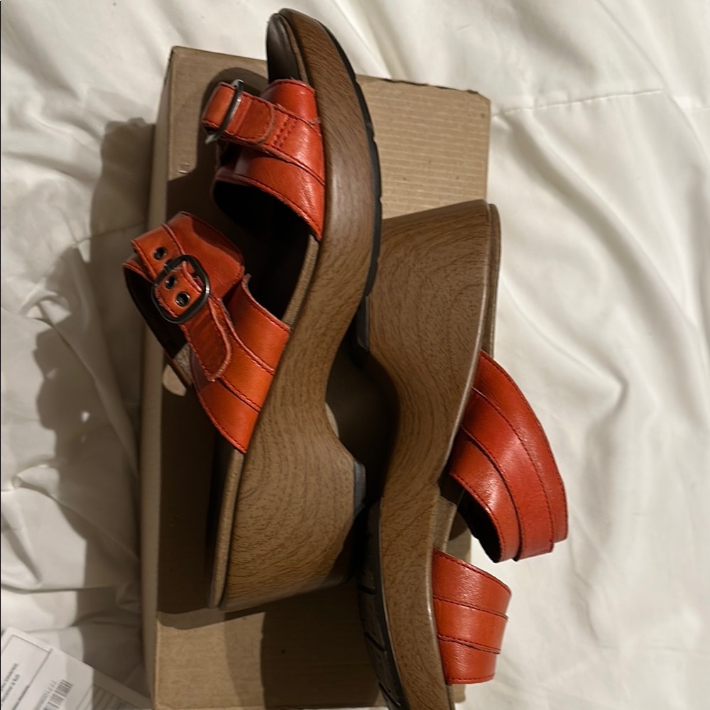 Dansko Orange Brown Genuine Leather Sandals. Adjustable straps.